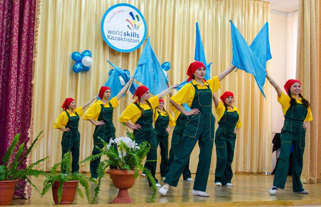 Young turners perform at awards ceremony, Worldskills Kazakhstan regional championship. Photograph: Worldskills Kazakhstan