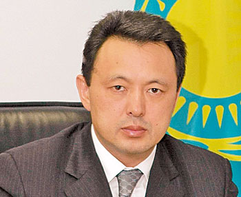Sauat Mynbayev 1010986695