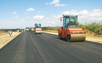 The first section of the Western Europe – Western China international highway in South Kazakhstan has been put into operation. 1010987053
