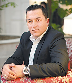 Tarik Volkan Oskay 1361321890