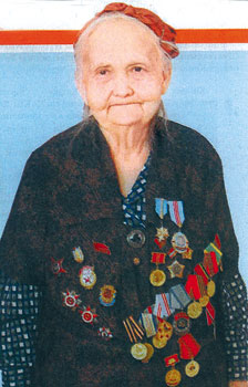 Hiuaz Dospanova was the only Kazakh woman pilot of World War II. 1363171893