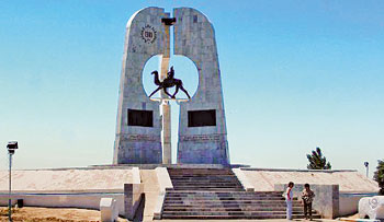 According to Akim of Kyzylorda Oblast Krymbek Kusherbayev, the Korkyt-Ata complex will be one of the most important and key sights on the international tourist routes in Kazakhstan. 1372263667