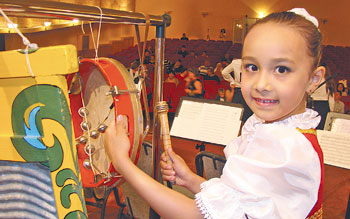 Malika Abdullina, one of the youngest performers, prefers playing tambourine. 1374712534